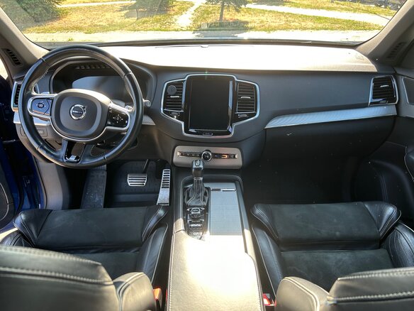 2017 Volvo XC90 II, синий, 2600000 рублей - вид 7