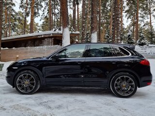 2010 Porsche Cayenne S II (958), чёрный, 3300000 рублей, вид 2