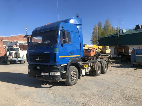 2016 МАЗ 6430, синий, 2600000 рублей - вид 2