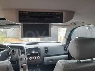 2010 Toyota Tundra Double Cab II, чёрный, 2180000 рублей, вид 4