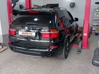 2010 BMW X5 35i II (E70) Рестайлинг, чёрный, 2500000 рублей, вид 4