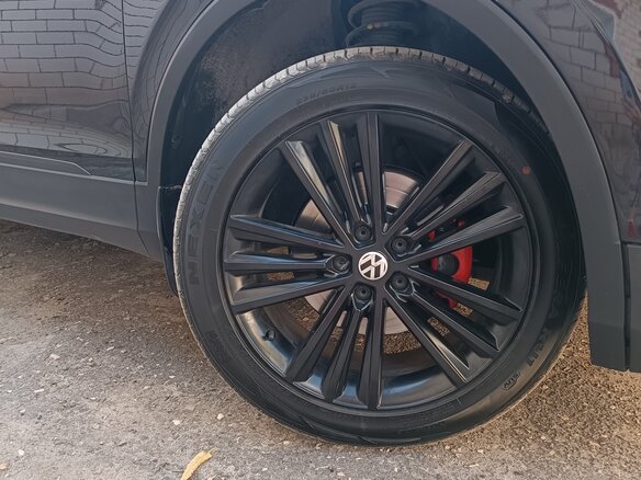 2019 Volkswagen Tiguan II, чёрный, 2650000 рублей - вид 9