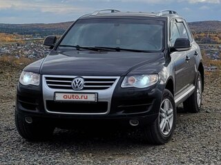 2008 Volkswagen Touareg I Рестайлинг, чёрный, 800000 рублей, вид 2