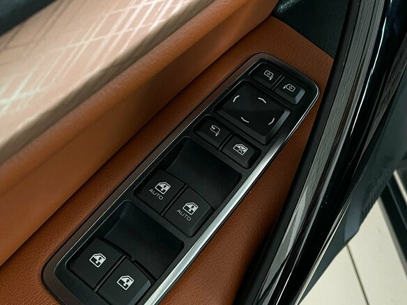 2026 Lada (ВАЗ) Vesta SW Cross I Рестайлинг (NG), серый, 2271000 рублей - вид 11