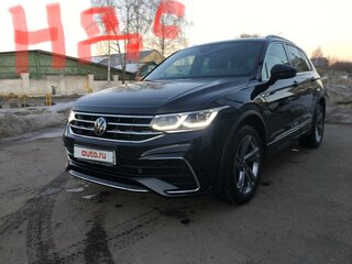 2021 Volkswagen Tiguan II Рестайлинг, чёрный, 4700000 рублей, вид 1