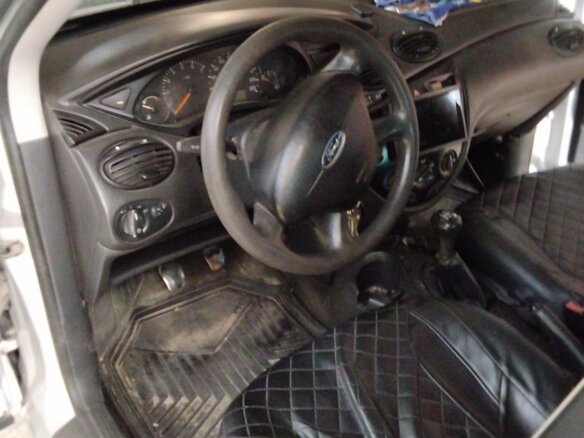 2005 Ford Focus I Рестайлинг, серебристый, 335000 рублей - вид 6