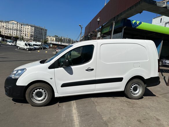 2021 Opel Combo, белый, 2500000 рублей - вид 5