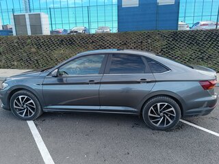 2018 Volkswagen Jetta 8-speed VII, серый, 1600000 рублей, вид 2