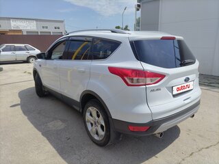 2015 Ford Kuga II, белый, 1300000 рублей, вид 4
