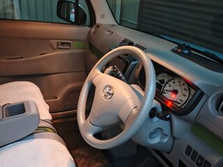 2016 Toyota Pixis Space, синий, 670000 рублей, вид 4