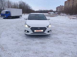 2020 Hyundai Solaris II, белый, 1599000 рублей, вид 4