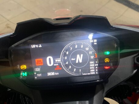 2021 Ducati Panigale V2, красный, 2050000 рублей, вид 5