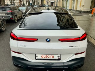2021 BMW X6 30d III (G06), белый, 9350000 рублей, вид 3