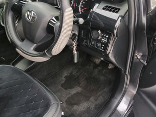 2014 Toyota Wish II Рестайлинг, серый, 1850000 рублей, вид 5