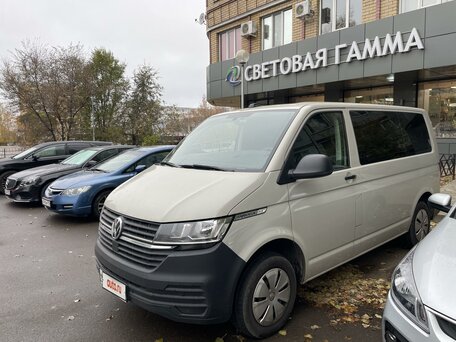 2021 Volkswagen Caravelle, бежевый, 5500000 рублей, вид 2