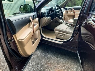 2011 Toyota Highlander II (XU40) Рестайлинг, красный, 1800000 рублей, вид 2