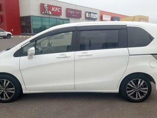 2014 Honda Freed I Рестайлинг 2, белый, 1250000 рублей, вид 5