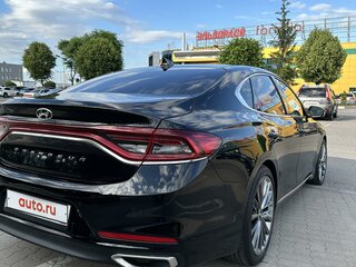 2019 Hyundai Grandeur VI, чёрный, 3050000 рублей, вид 5