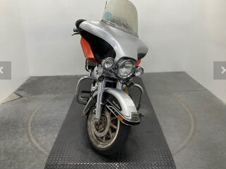 2003 Harley-Davidson Electra Glide, серебристый, 480000 рублей, вид 3