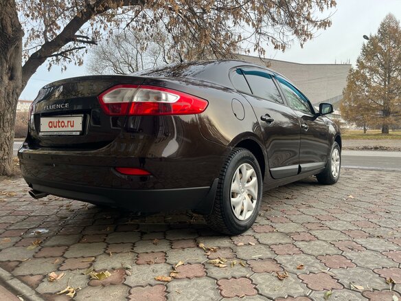 2014 Renault Fluence I Рестайлинг, коричневый, 900000 рублей - вид 7