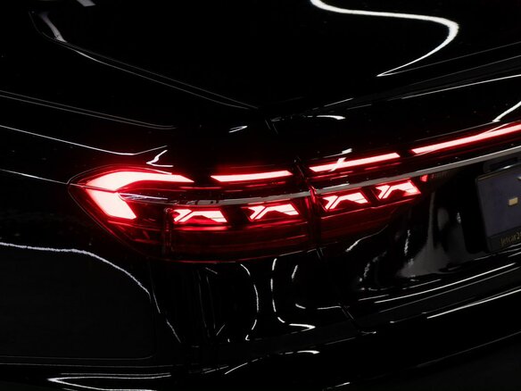 2025 Audi A8 Horch IV (D5) Рестайлинг, чёрный, 26500000 рублей - вид 8