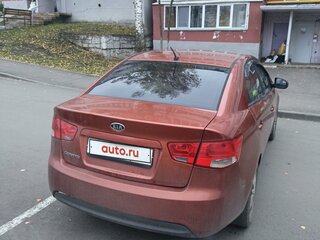 2011 Kia Cerato 6-speed II, оранжевый, 800500 рублей, вид 3