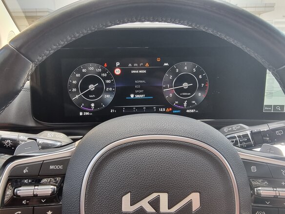 2021 Kia Carnival IV, чёрный, 3499000 рублей - вид 14