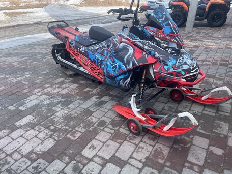2020 BRP Ski-Doo Summit 850, красный, 1199999 рублей, вид 2