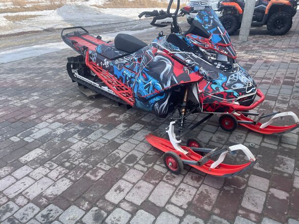 2020 BRP Ski-Doo Summit 850, красный, 1199999 рублей - вид 1