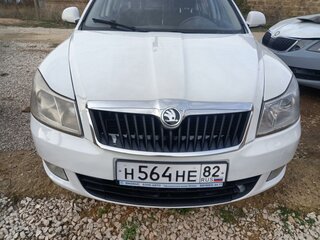 2013 Skoda Octavia II (A5) Рестайлинг, белый, 900000 рублей, вид 4