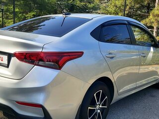 2018 Hyundai Solaris II, серебристый, 1330000 рублей, вид 3