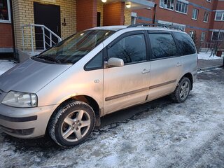 2003 Volkswagen Sharan I Рестайлинг, серебристый, 700000 рублей, вид 1