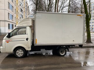 2013 Hyundai Porter II, белый, 990000 рублей, вид 3