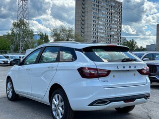 2024 Lada (ВАЗ) Vesta SW I Рестайлинг (NG), белый, 1800000 рублей, вид 2