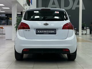 2013 Kia Venga I, белый, 600000 рублей, вид 4
