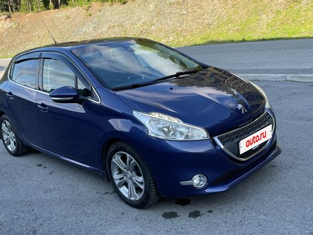 2013 Peugeot 208 I, фиолетовый, 700000 рублей, вид 1