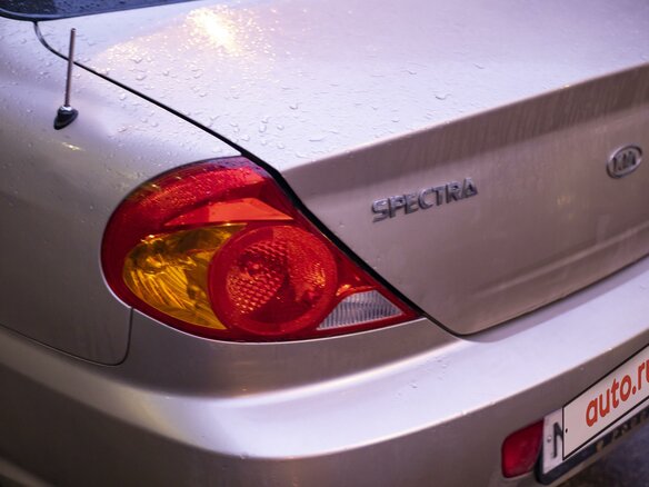 2009 Kia Spectra I Рестайлинг 2, бежевый, 420000 рублей - вид 4