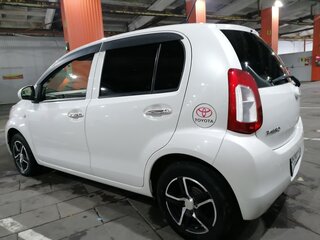 2015 Toyota Passo II (C30), белый, 650000 рублей, вид 3