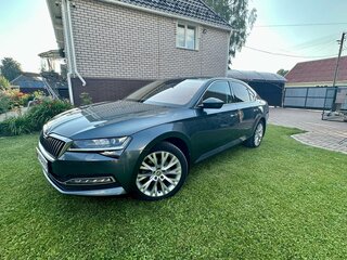 2019 Skoda Superb III Рестайлинг, серый, 2390000 рублей, вид 3