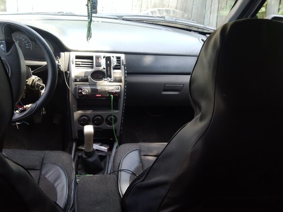 2004 Lada (ВАЗ) 2112, серебристый, 350000 рублей - вид 3