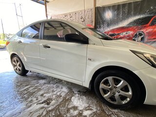 2012 Hyundai Solaris I, белый, 780000 рублей, вид 5