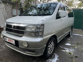 1998 Nissan Elgrand I (E50), белый, 650000 рублей, вид 2