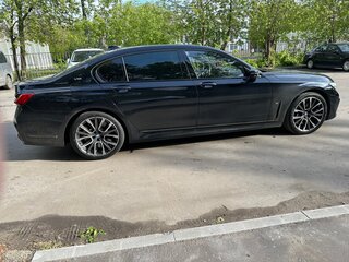 2019 BMW 7 серии Long M760Li xDrive VI (G11/G12) Рестайлинг, чёрный, 10500000 рублей, вид 3