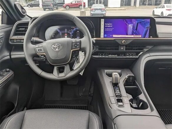 2024 Toyota Crown XVI (S230), красный, 6967782 рублей - вид 17