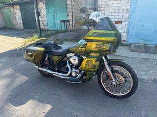 Harley-Davidson Super Glide
