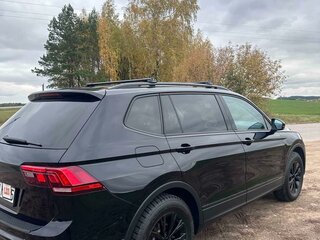 2017 Volkswagen Tiguan Allspace II, чёрный, 1730781 рублей, вид 5