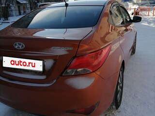 2015 Hyundai Solaris I Рестайлинг, оранжевый, 930000 рублей, вид 2