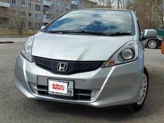 2011 Honda Fit II, серый, 1100000 рублей, вид 2