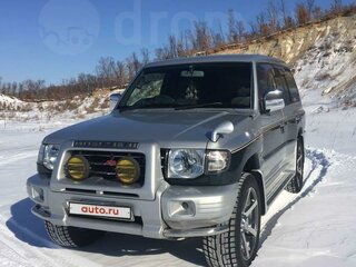 1997 Mitsubishi Pajero II Рестайлинг, серебристый, 1750000 рублей, вид 2