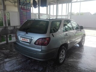1999 Lexus RX 300 I, серебристый, 580000 рублей, вид 4